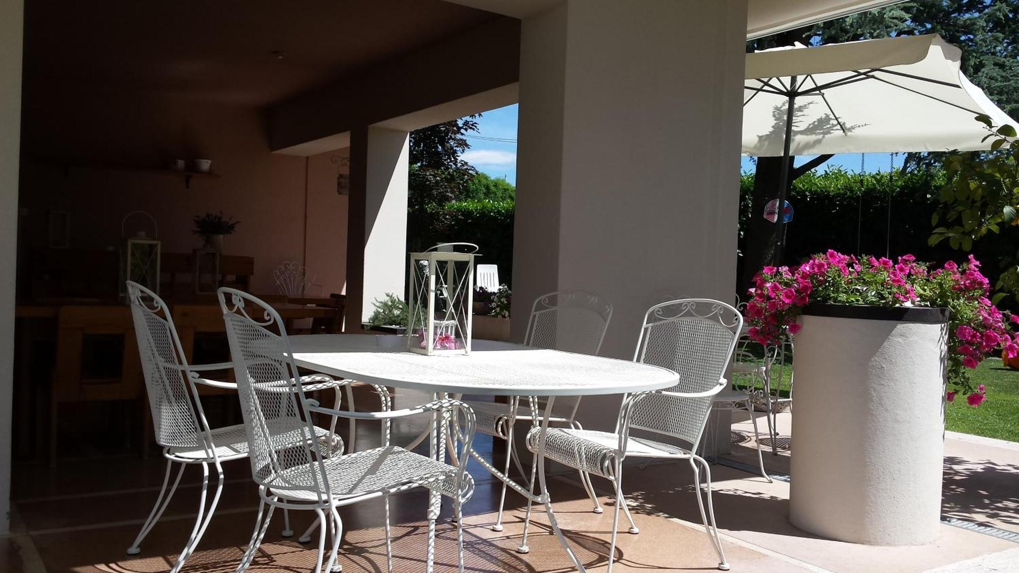 B&B Villa Bianca Sona Exteriör bild