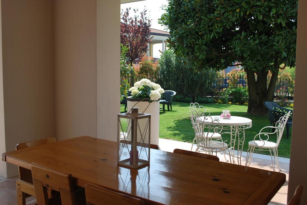 B&B Villa Bianca Sona Exteriör bild