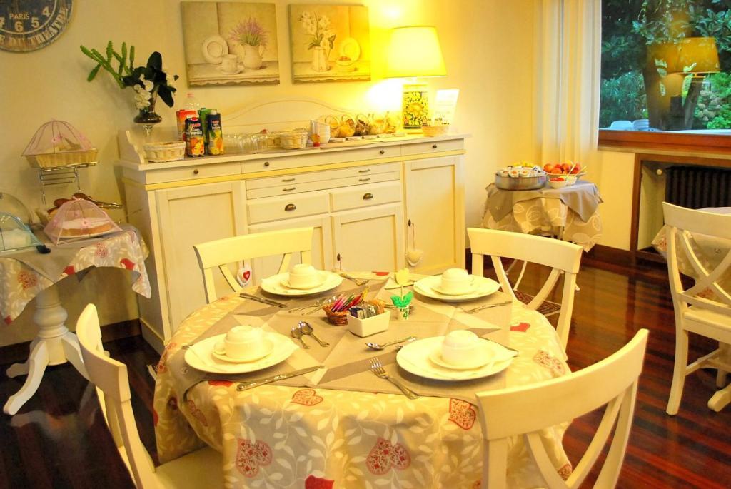B&B Villa Bianca Sona Exteriör bild