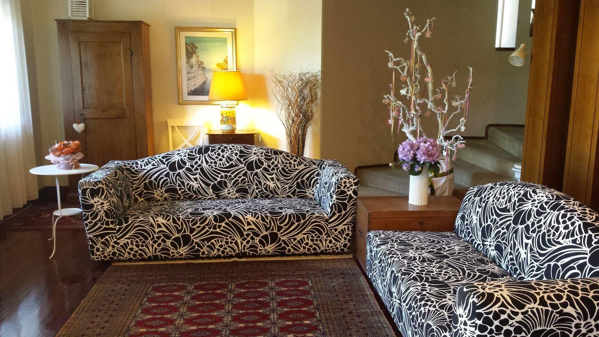 B&B Villa Bianca Sona Exteriör bild