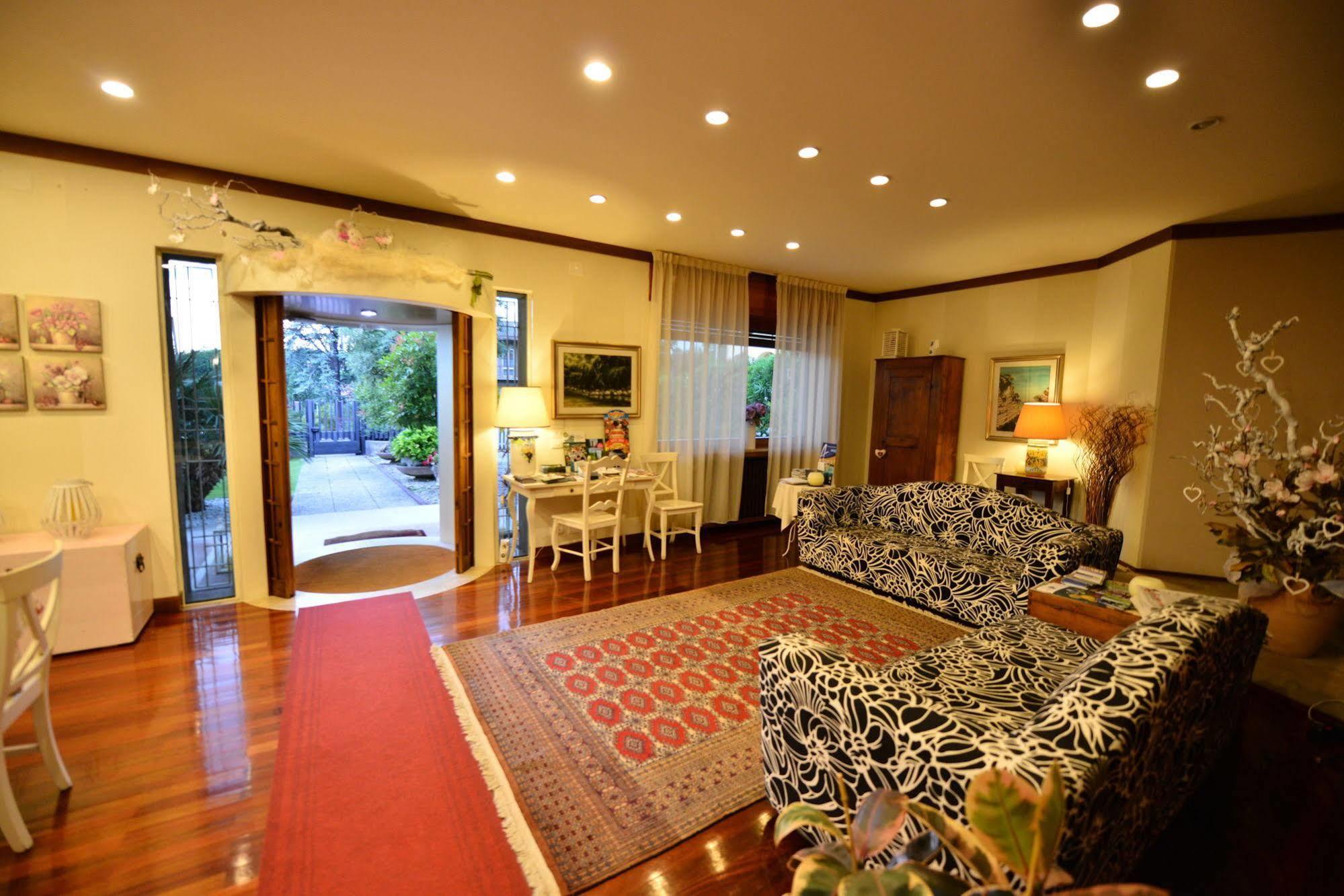 B&B Villa Bianca Sona Exteriör bild